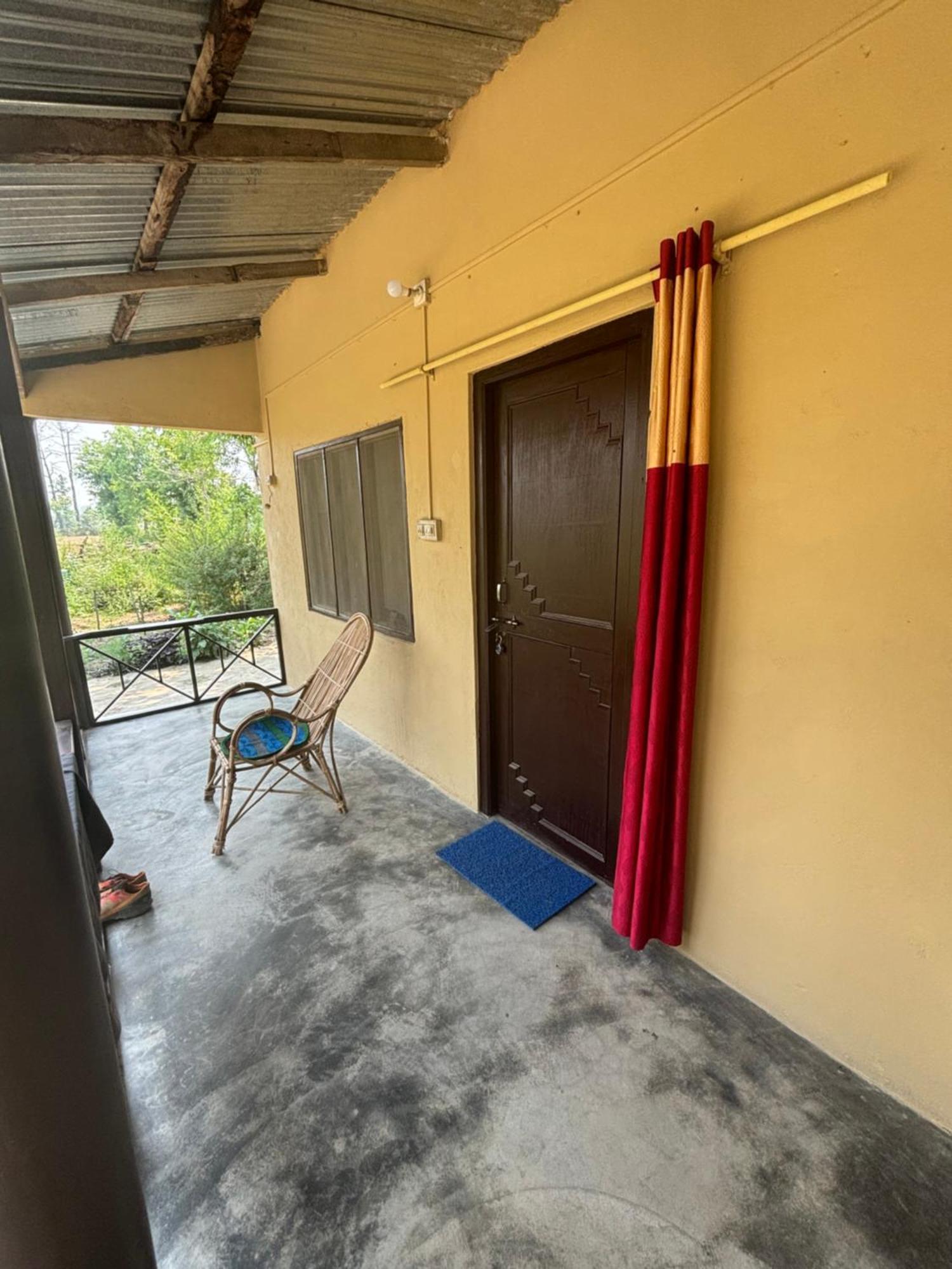 Nanu'S Bardiya Homestay Eksteriør bilde